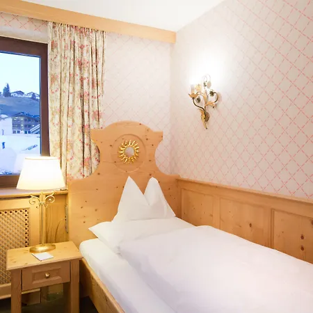 Hotel Sonnenburg 5*